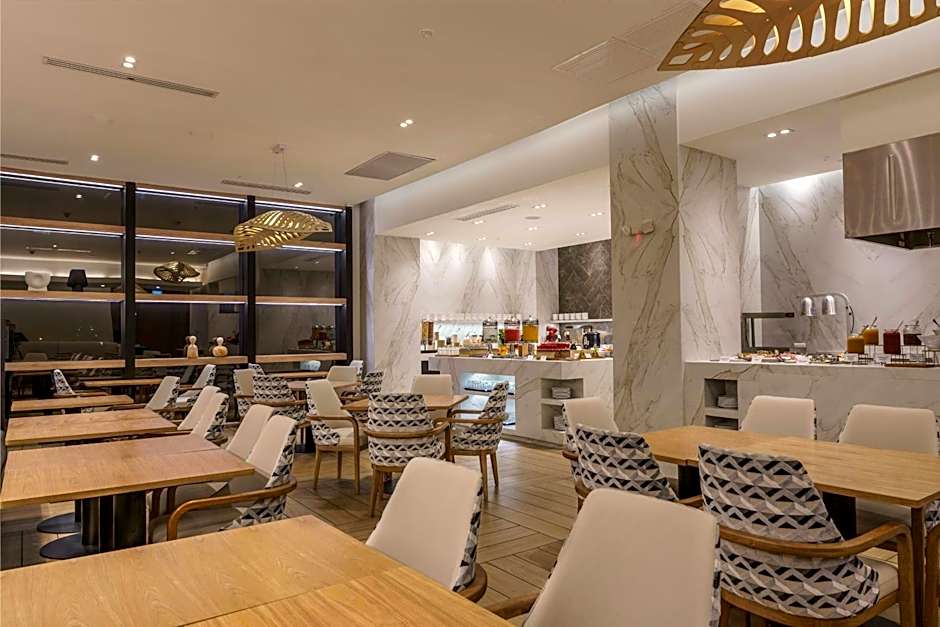 Courtyard by Marriott Panama Multiplaza Mall