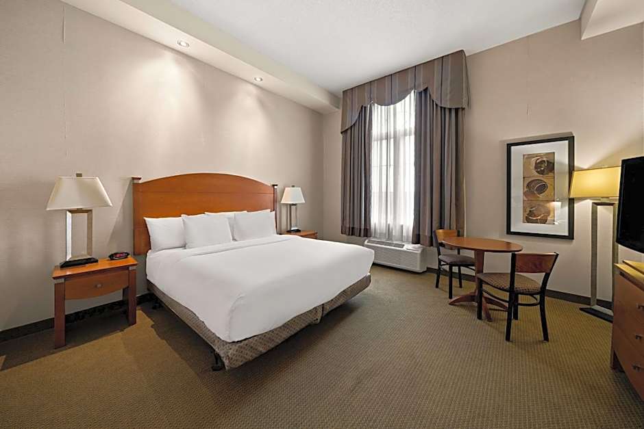 Best Western Plus Orangeville Inn & Suites