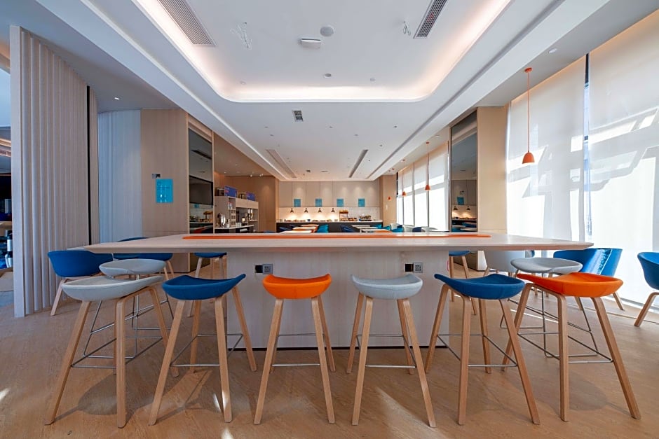 Holiday Inn Express Nantong North Gateway By IHG