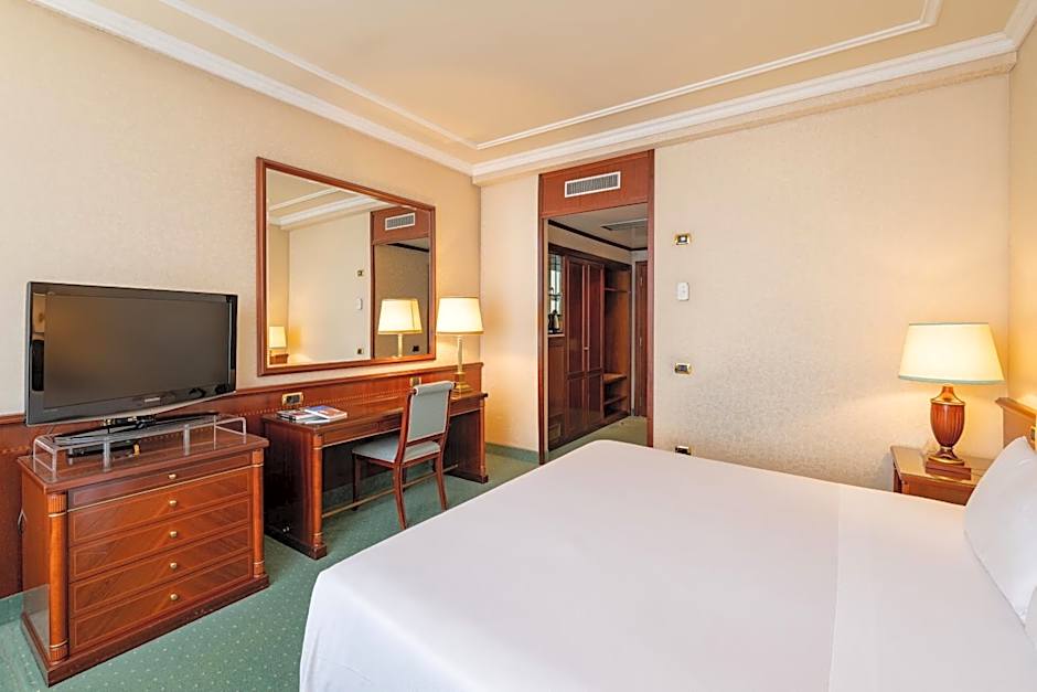 Royal Hotel Carlton