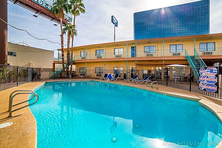 Siegel Select LV Strip-Convention Center