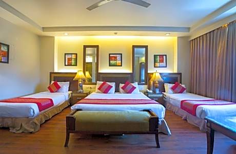 Luxury Quadruple Room