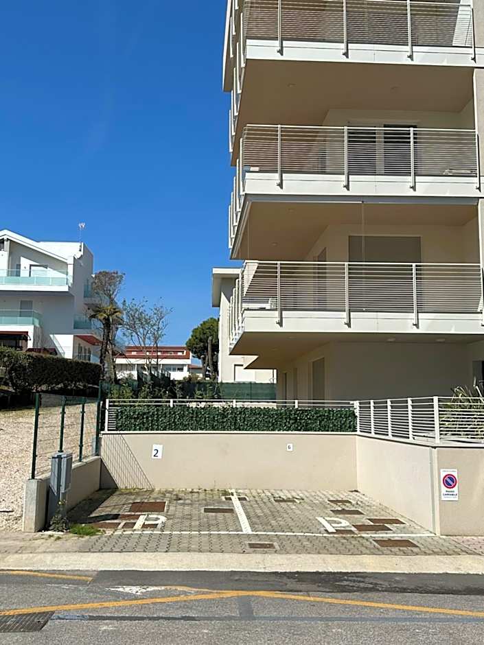 Marina Dream Beach Apartments with Sea View Terrace - Agenzia Cocal