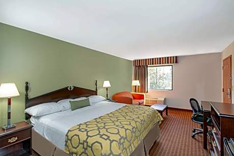 King Room - Disability Access/Non-Smoking