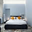 Q71 TIMELESS SUITES