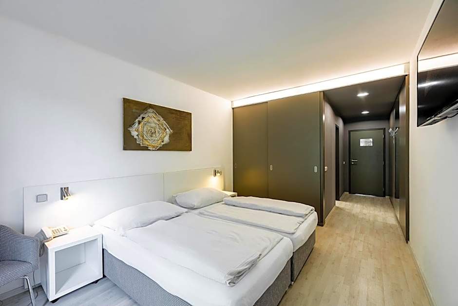Hotel SKI