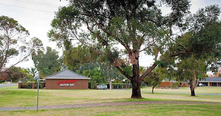 Sportsmans Motor Inn