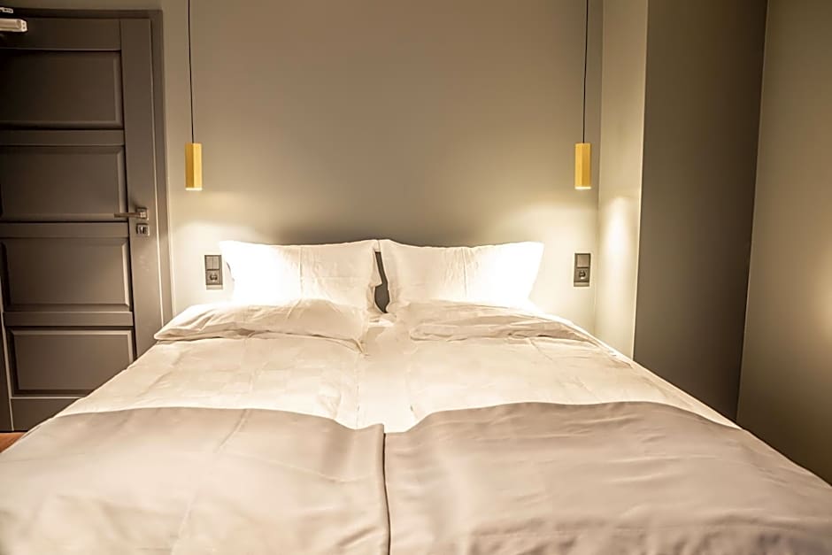 Foto 1 di 4 di Double Room with Mountain View and Shared Bathroom
