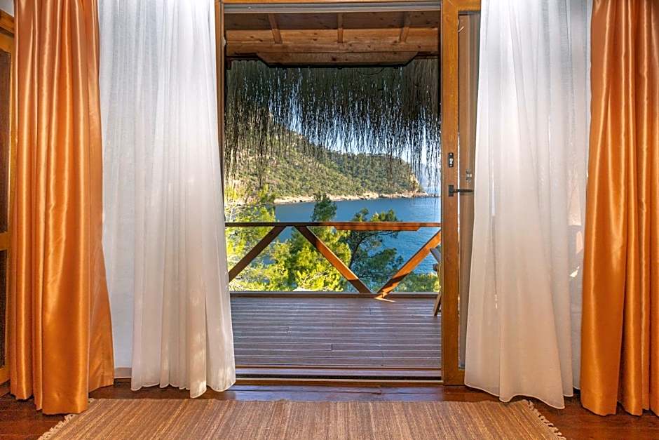 La Boheme Kabak Adults Only