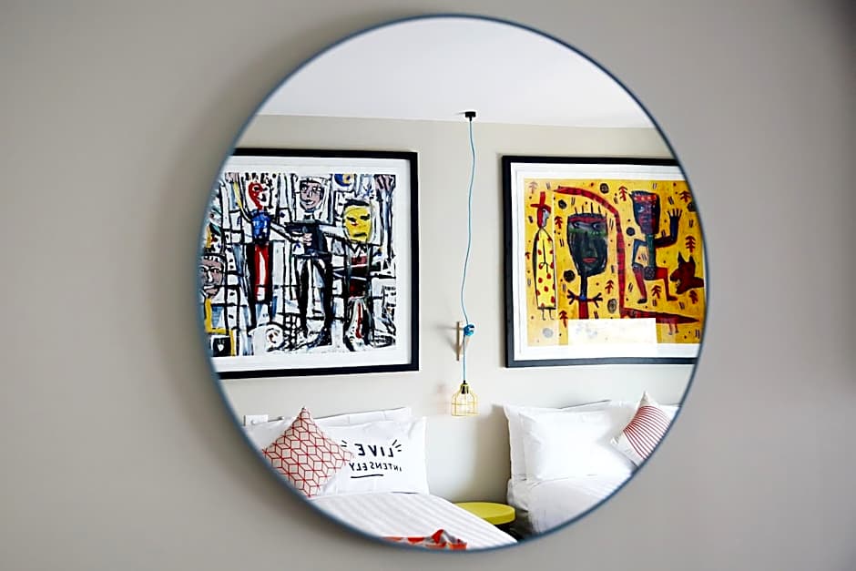 The Larwill Studio Melbourne - Art Series