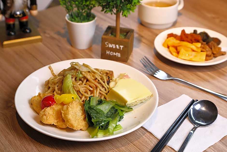 MINI HOTELS (Taichung Station Branch)