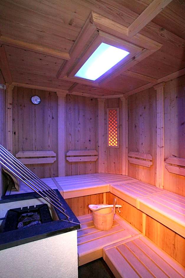 Haus Alpina & Landhaus Schöpf