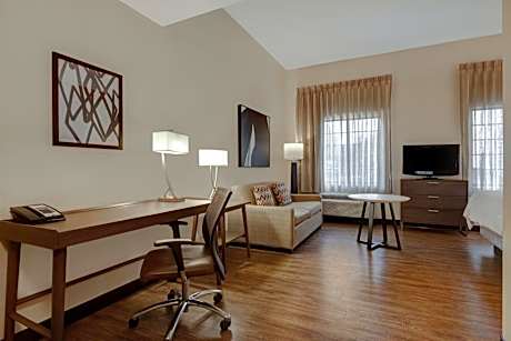 Staybridge Suites Tallahassee I-10 East By IHG