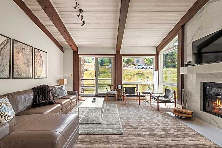 Enclave 309, Snowmass Ski-In/Ski-Out Condo w/Shared Pool/Hot Tub/Private Washer/Dryer/Gym/WiFi