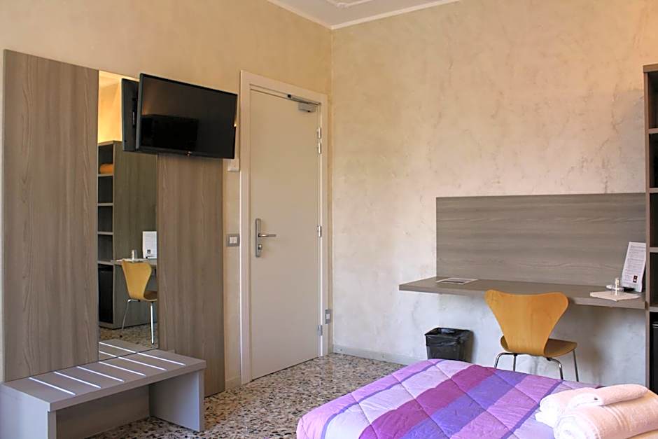 Superior 1 Double Bed or 2 Beds, Mountain View — 6 fotoğraftan 1. fotoğraf