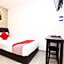 OYO 718 Mr J Hotel Wakaf Che Yeh 1
