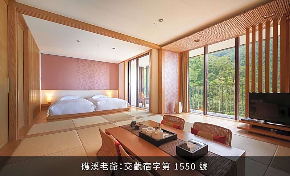 Photo 1 of 7 of Suite