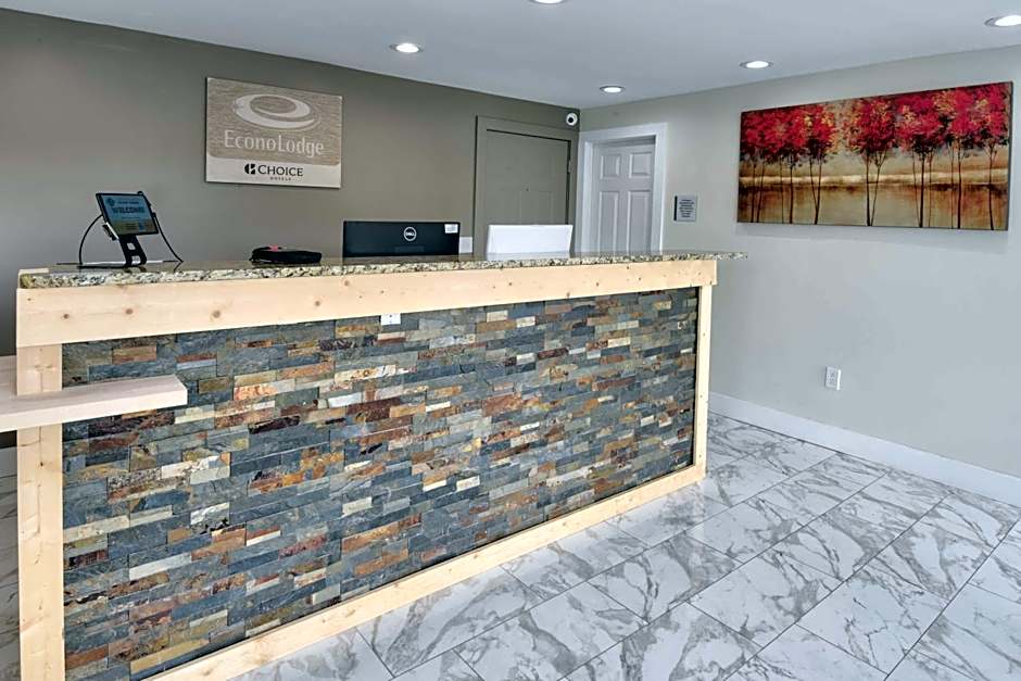 Econo Lodge Sevierville-Pigeon Forge on the River