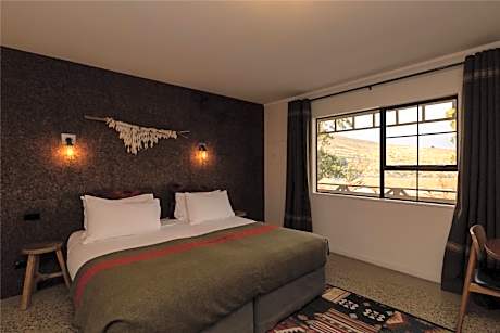 Standard King with Mountain View