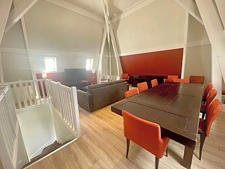 Apartment - Split Level