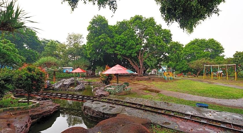 OYO 1808 New Bandungan Indah