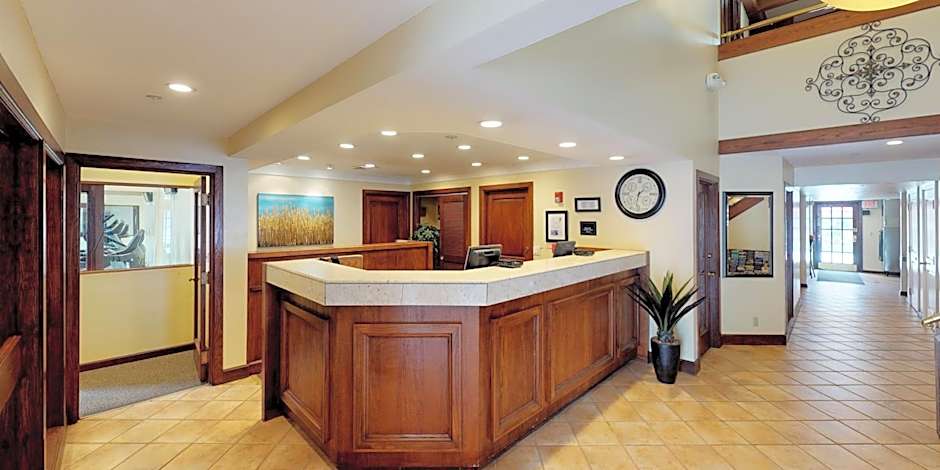 Chase Suites Hotel In Newark