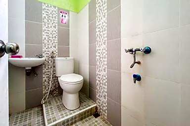 RedDoorz Syariah Near SMA N 6 Palembang