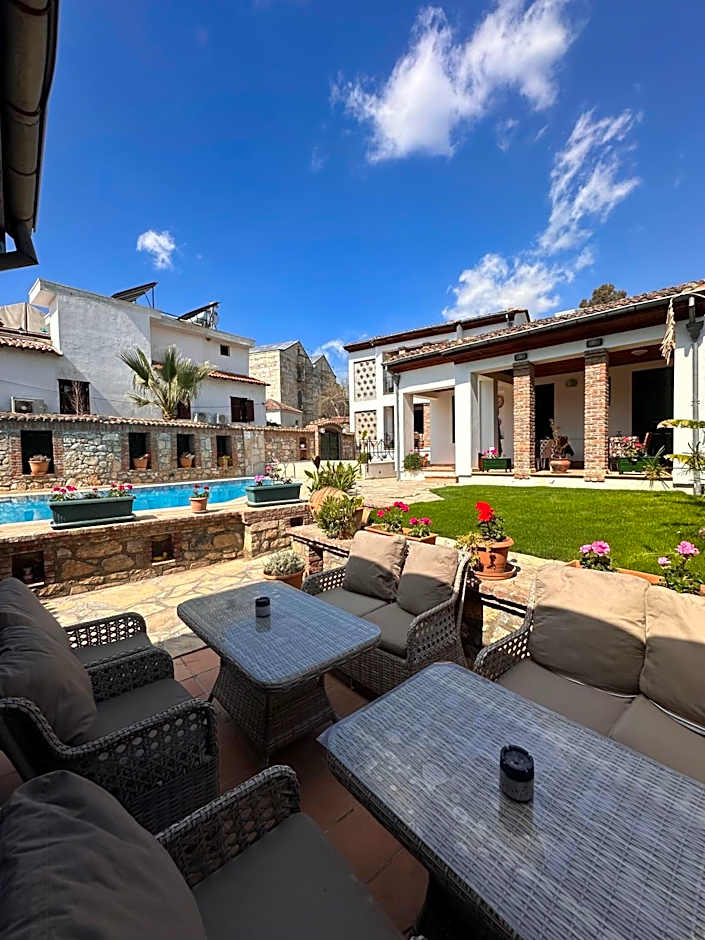 Akay Hotel