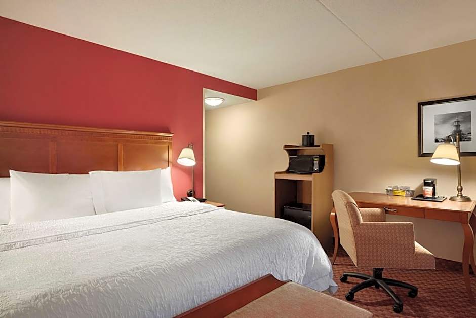 Hampton Inn By Hilton And Suites East Hartford