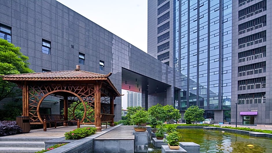 Holiday Inn Express Hangzhou Huanglong By IHG