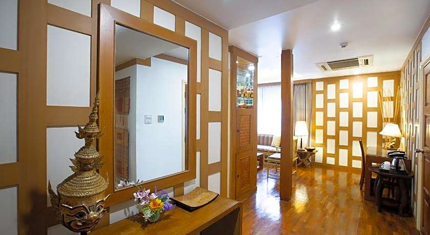 The Tarntawan Hotel Surawong Bangkok