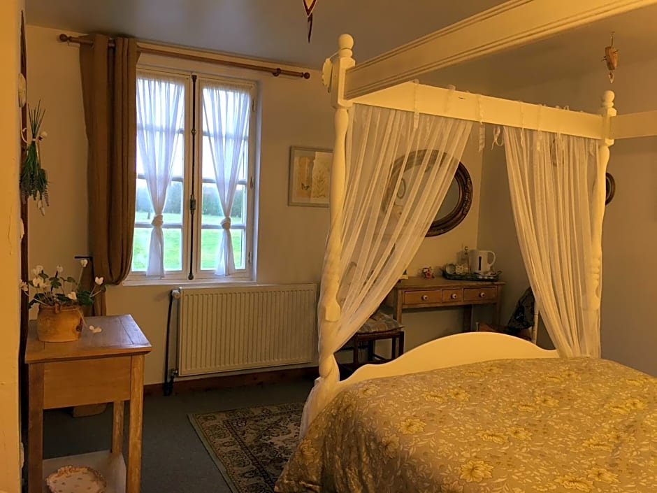 Le Jardin de Rose 24 FEUILLEBERT Romagne 86700