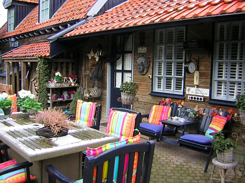 Prive tuinhuis B&B Elly