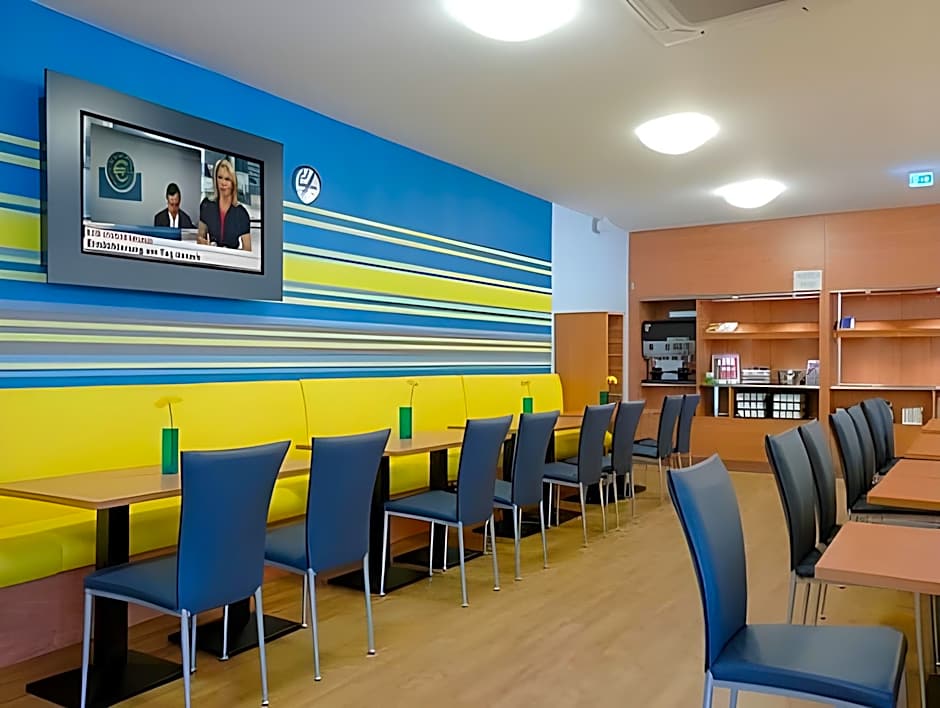 B&B HOTEL Dusseldorf-Mitte