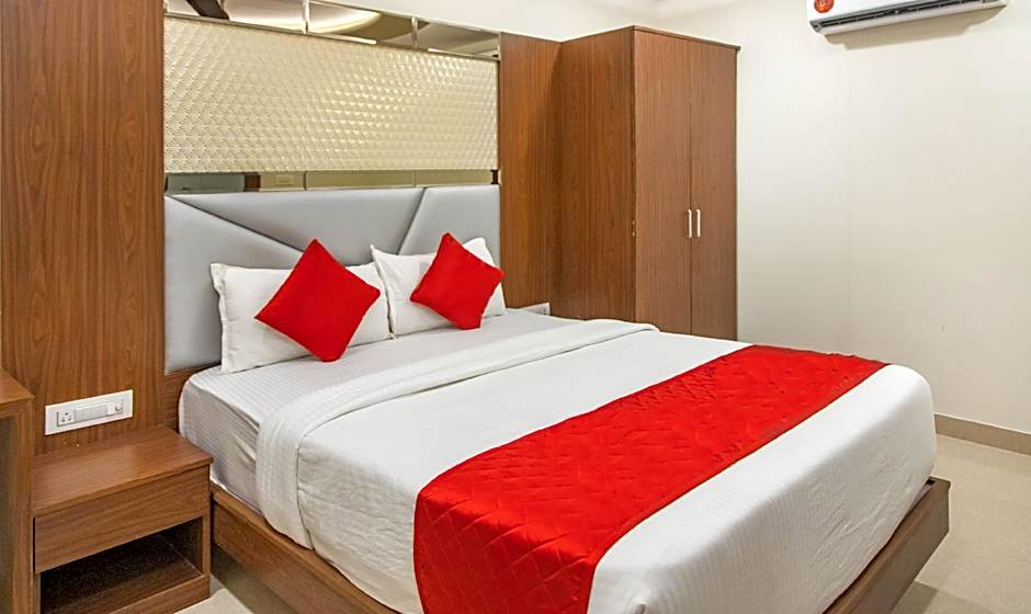 Hotel Hometown- Bandra Kurla Complex