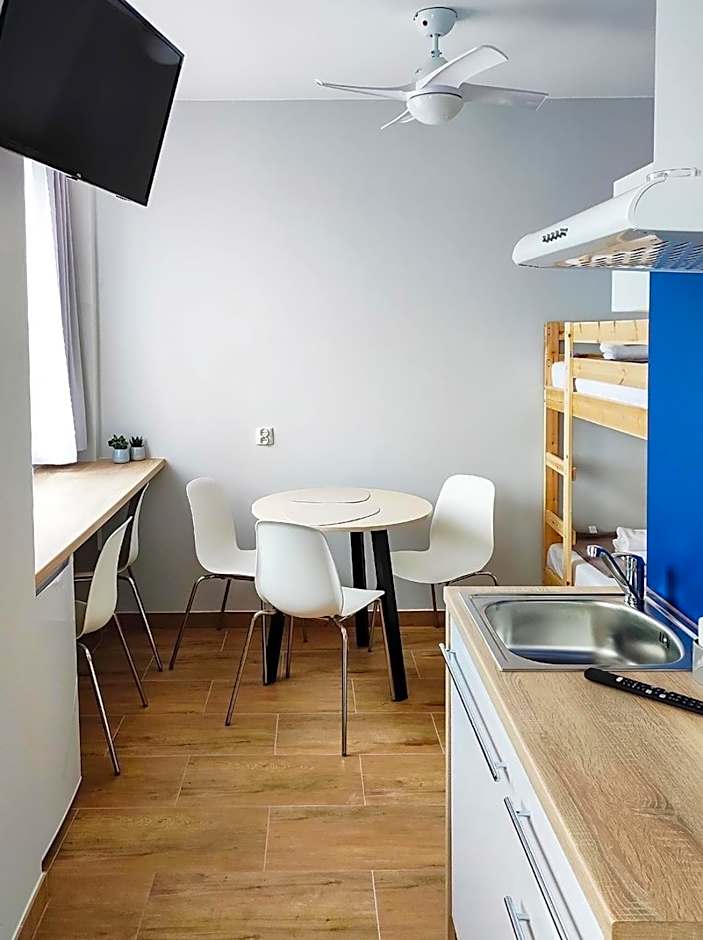 Apart Hostel S8