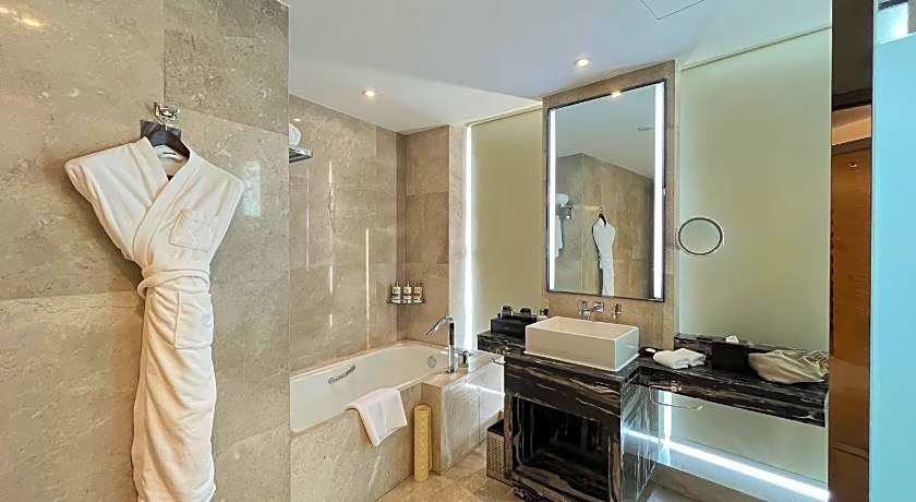 Pullman Wuxi New Lake Hotel