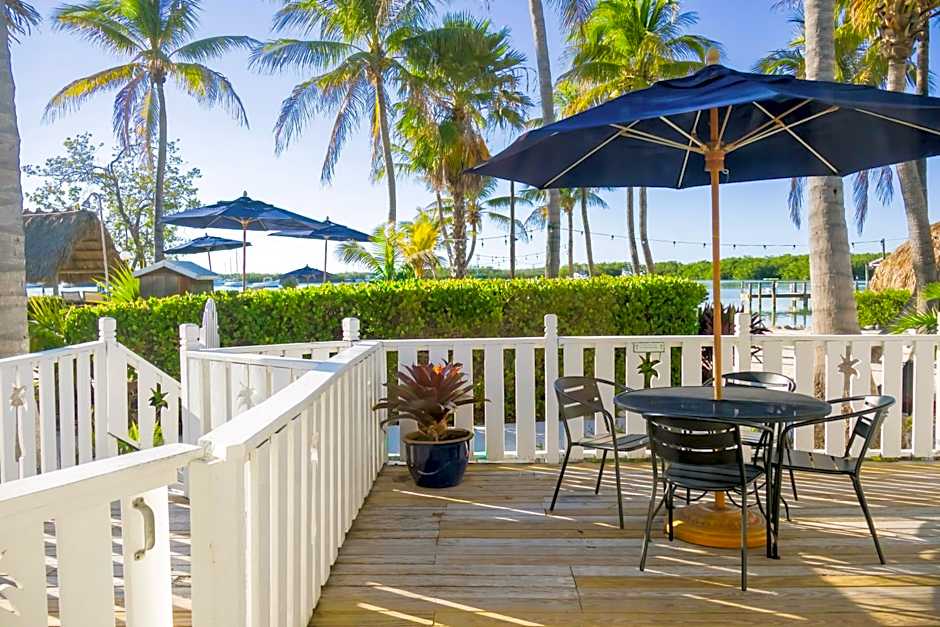 Coconut Palm Inn