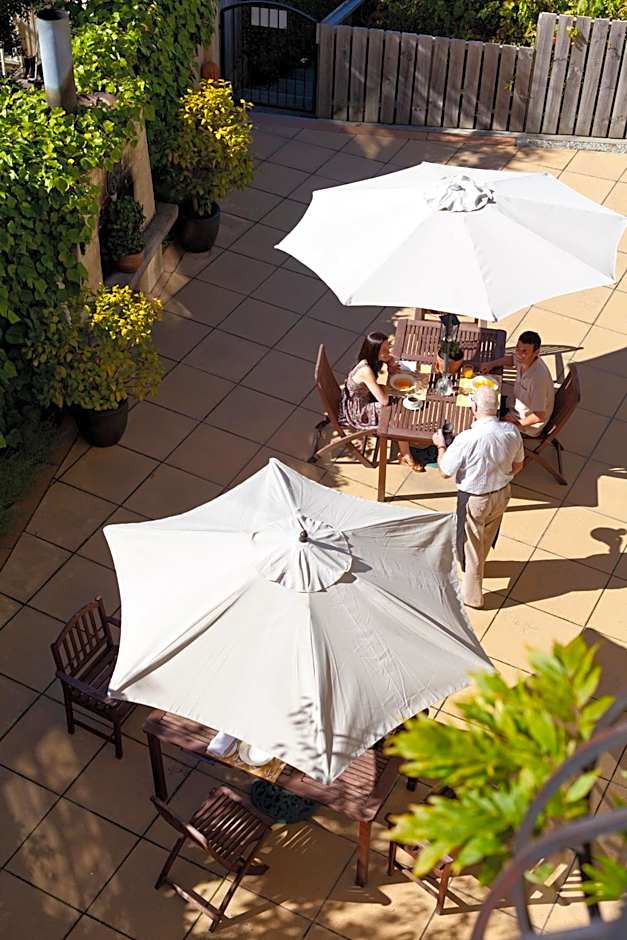 Browns Boutique Hotel