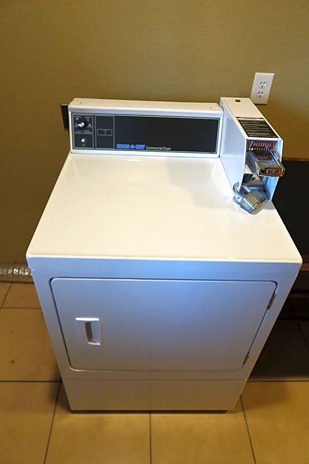 West Worth Inn & Suites White Settlement