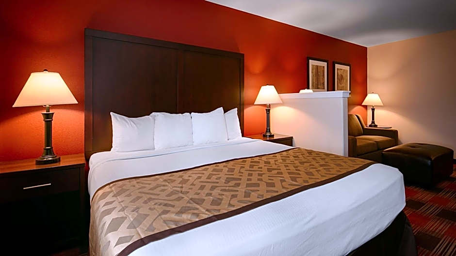 Best Western Dallas Inn And Suites