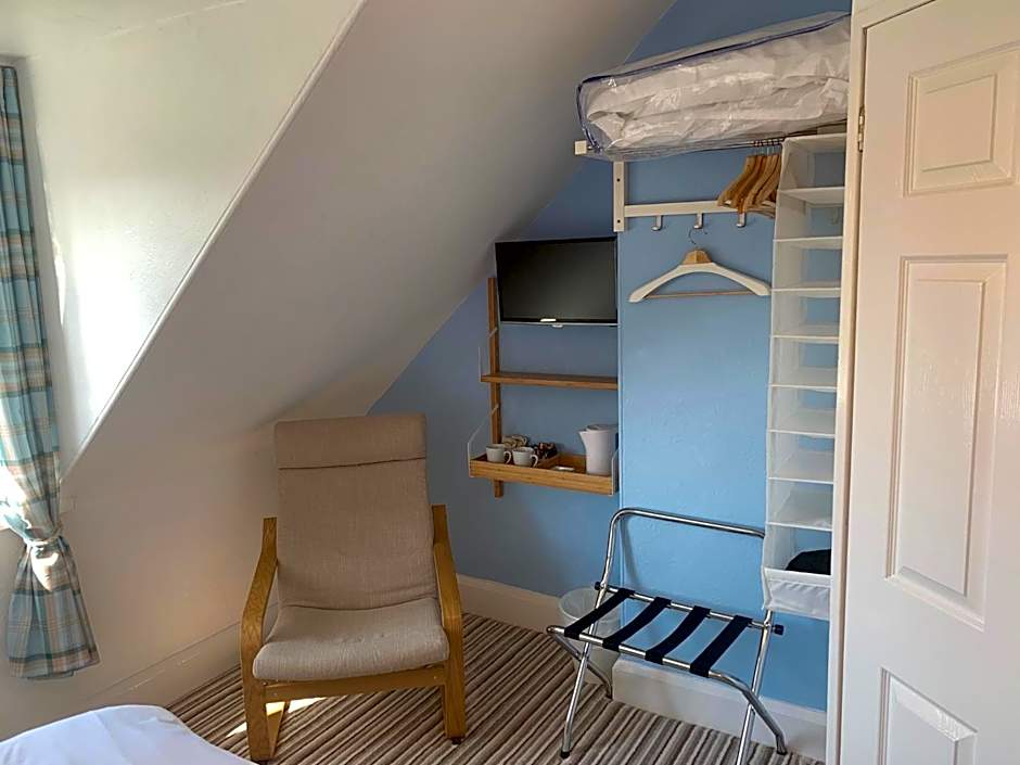 Holly Trees Guest Accommodation