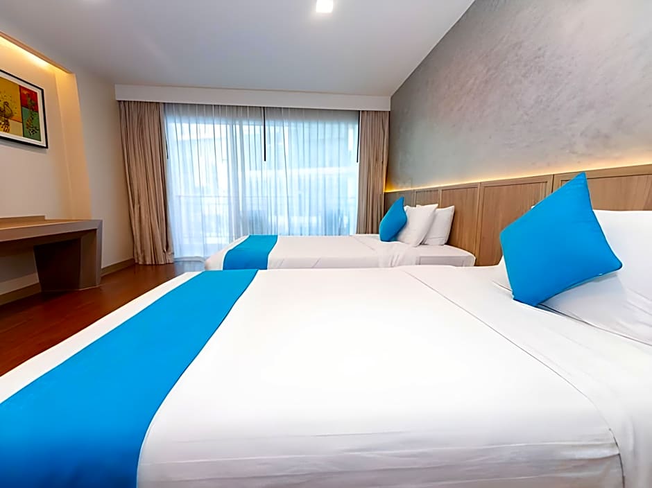 Crystal Palace Luxury Hotel Pattaya