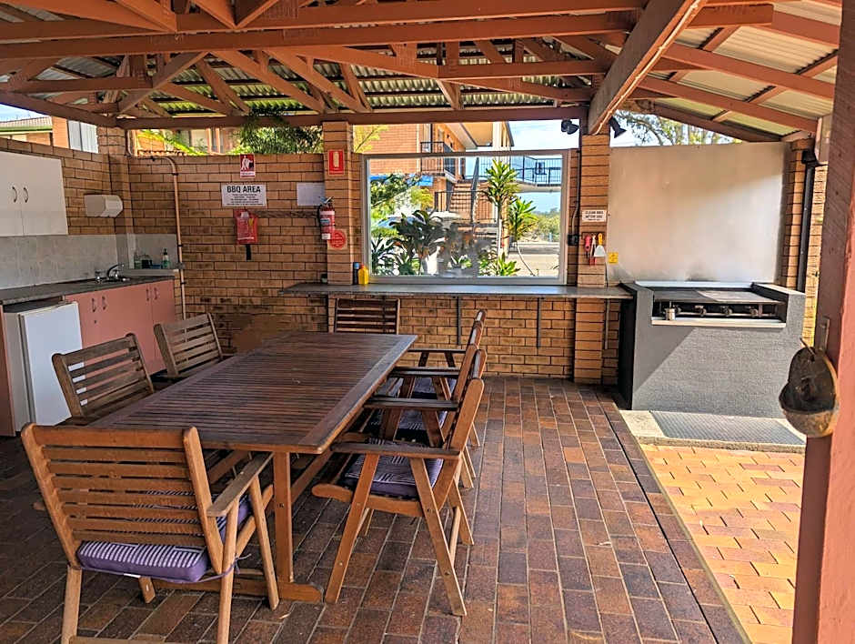 Haven Waters Motel & Apartments