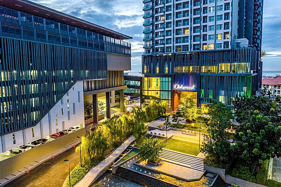 Oakwood Hotel & Residence Sri Racha