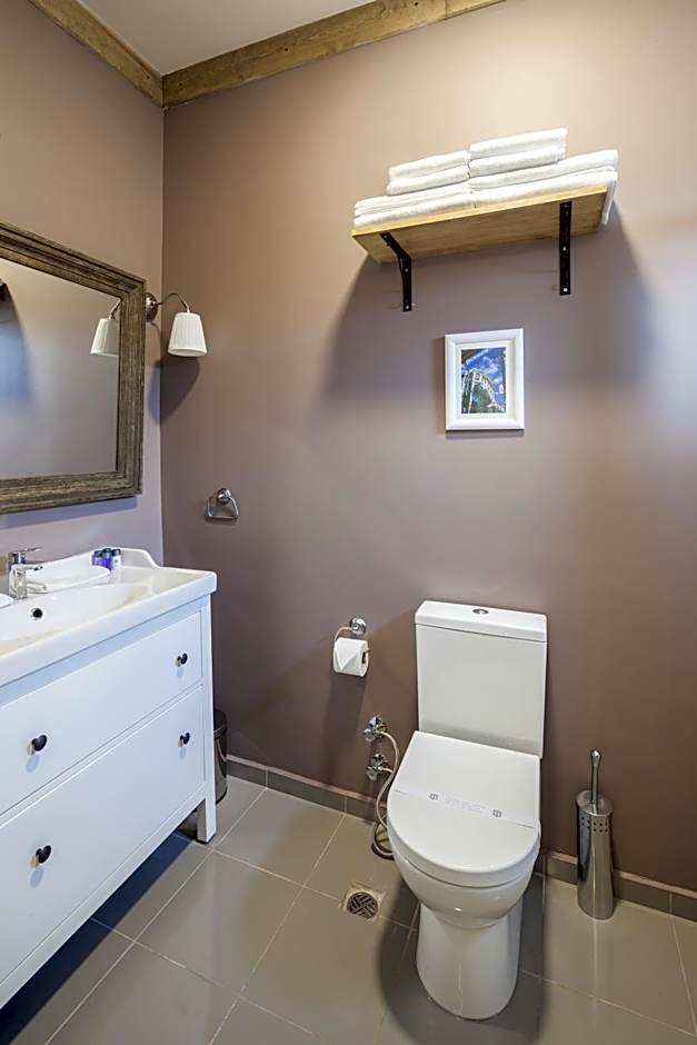 Loka Suites – Istanbul, FL