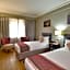 Cresta Jameson Hotel
