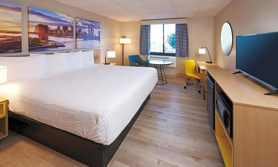 Days Inn by Wyndham Glen Allen