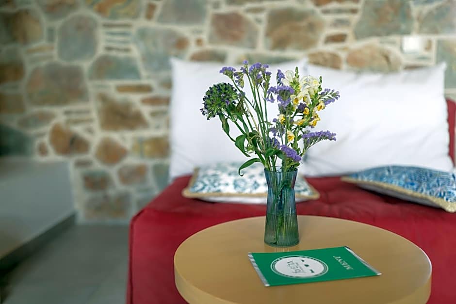 Foresta in Medias Mores