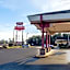 Econo Lodge Inn & Suites Conference Center Dublin